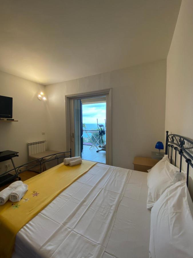 Taormina Bella Vista Apartment In Center With Pool By Taormina Holidays エクステリア 写真