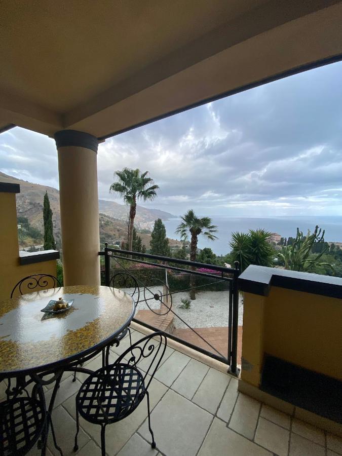 Taormina Bella Vista Apartment In Center With Pool By Taormina Holidays エクステリア 写真